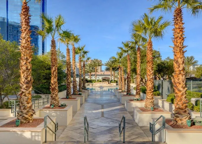 Mgm Signature-16-719 Strip View Jacuzzi Studio